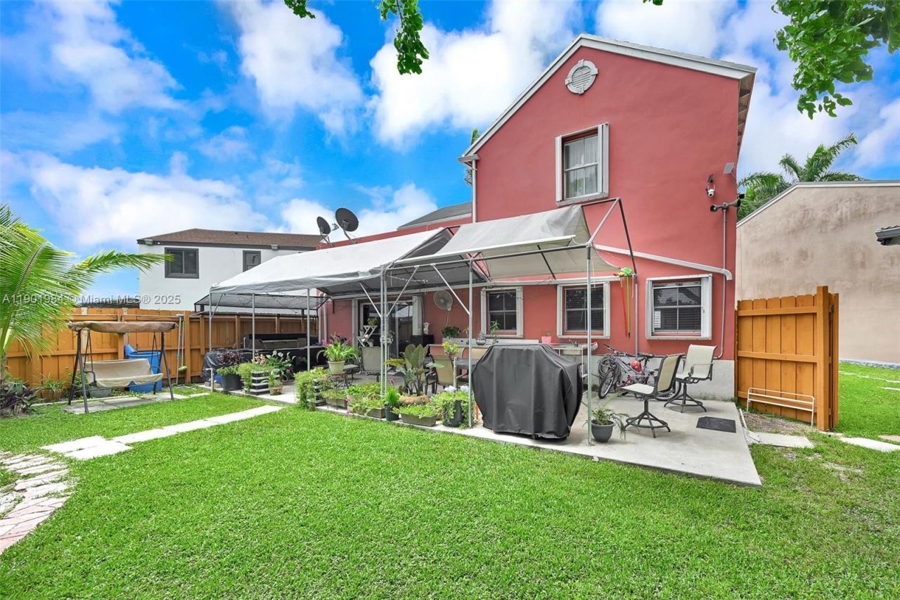 11953 SW 268th Ter, Miami, FL 33032 Photo