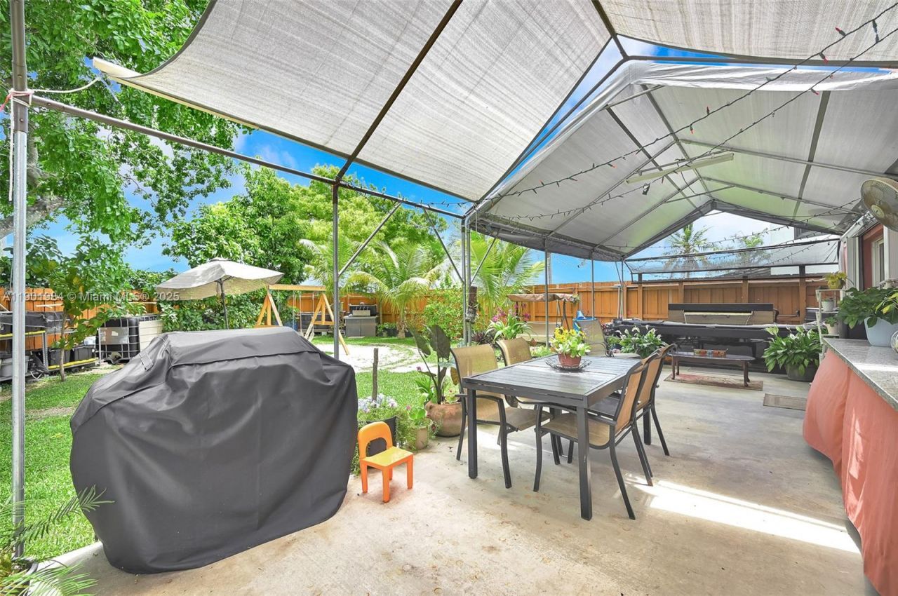 11953 SW 268th Ter, Miami, FL 33032 Photo