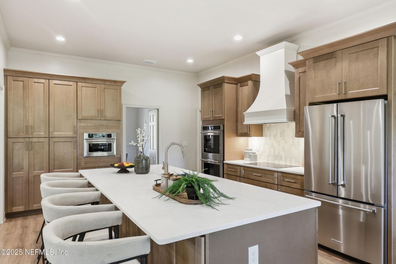 8127 Middle Fork Lane, Jacksonville, FL 32256 Photo