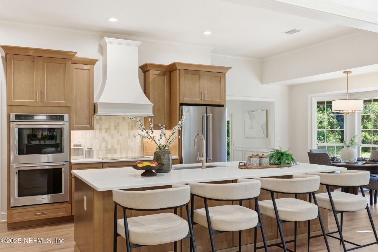 8127 Middle Fork Lane, Jacksonville, FL 32256 Photo