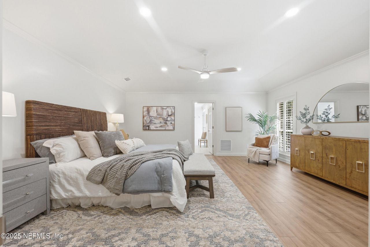 8127 Middle Fork Lane, Jacksonville, FL 32256 Photo