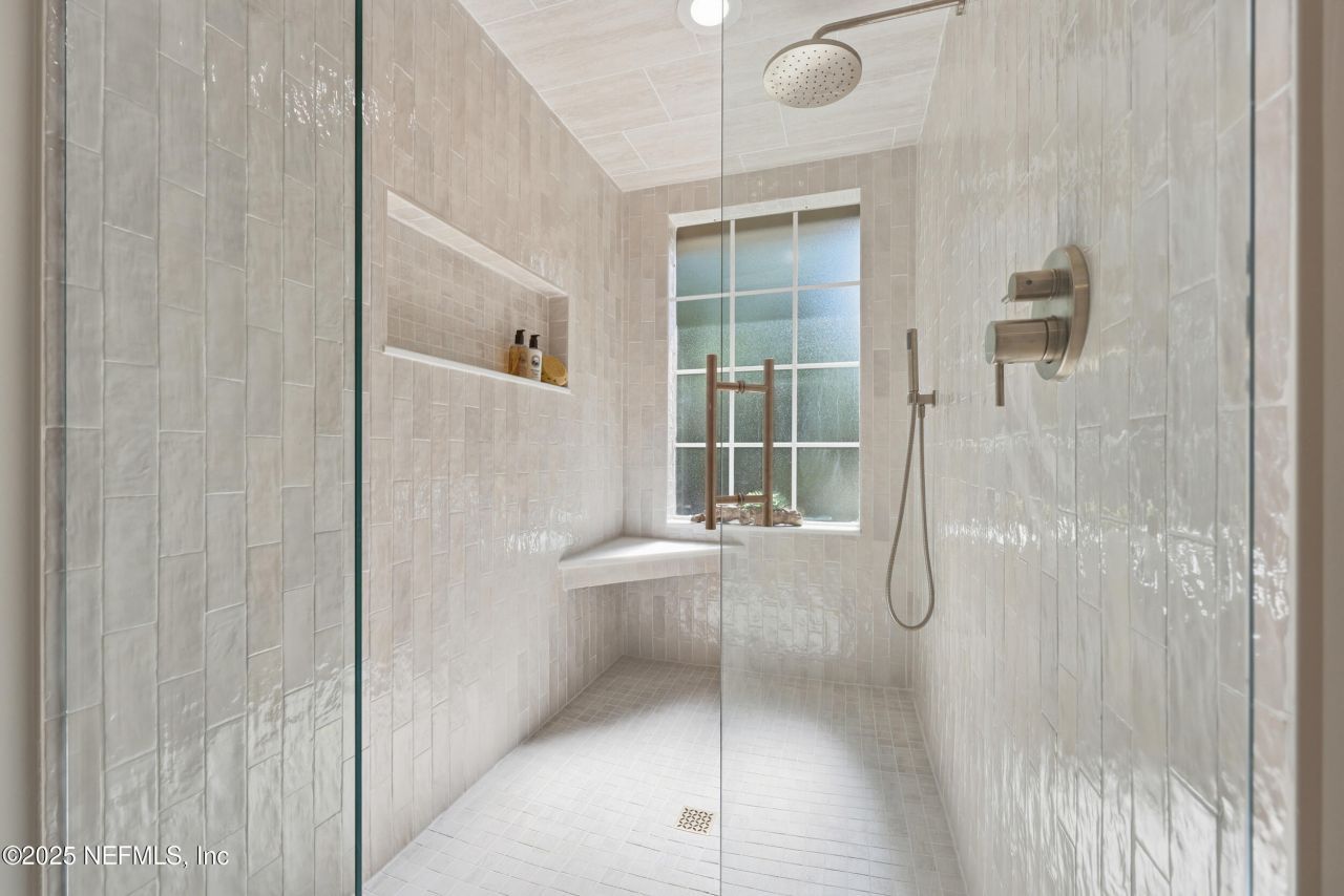 8127 Middle Fork Lane, Jacksonville, FL 32256 Photo