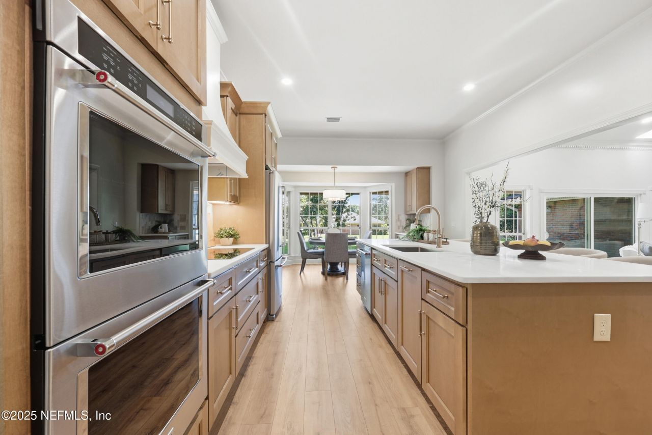 8127 Middle Fork Lane, Jacksonville, FL 32256 Photo