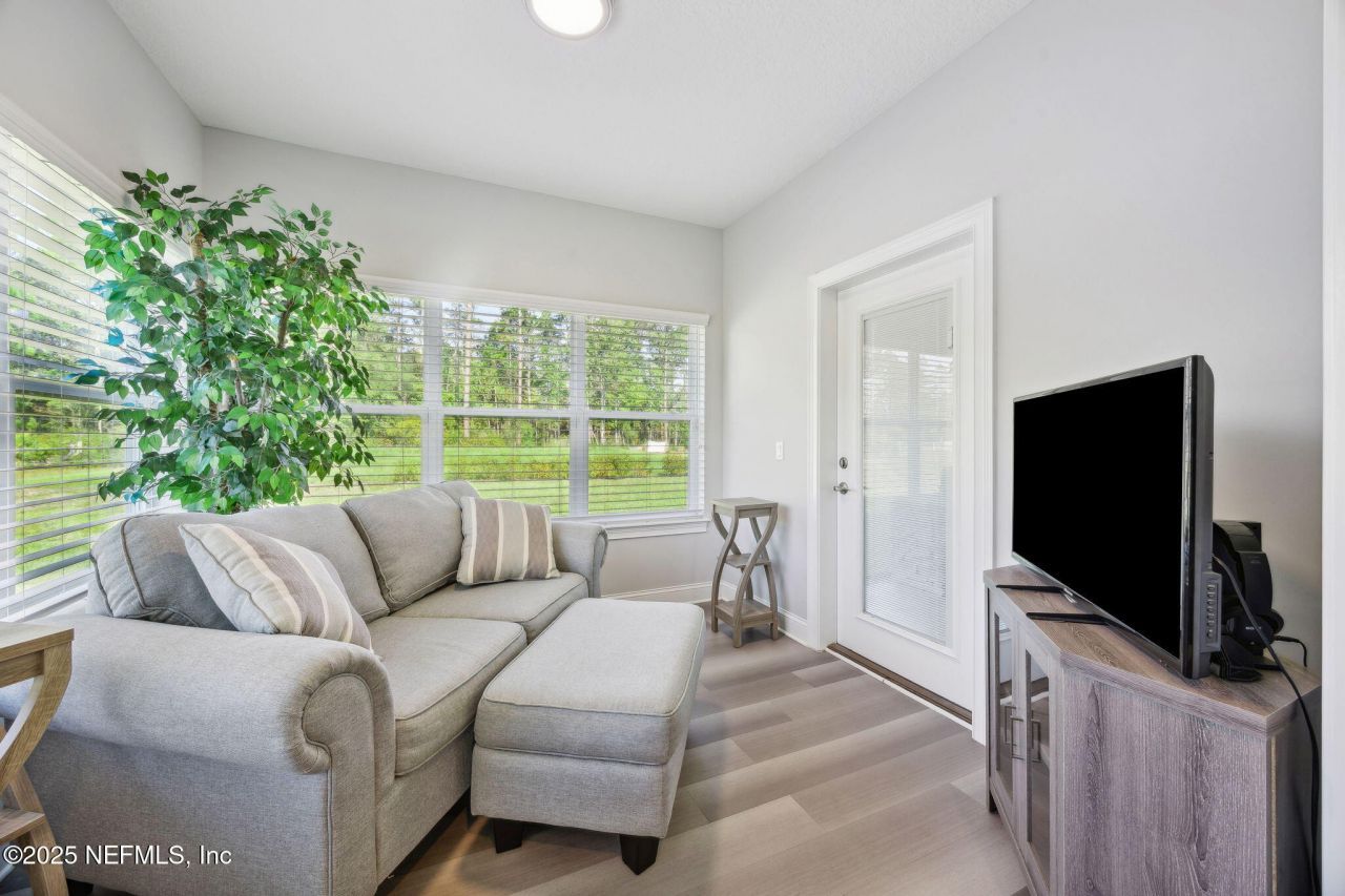 9818 Kings Crossing Drive, Jacksonville, FL 32219 Photo