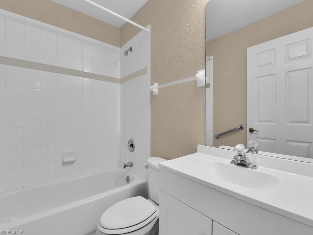 2012 Oxford Ridge Cir, Lehigh Acres, FL 33973 Photo