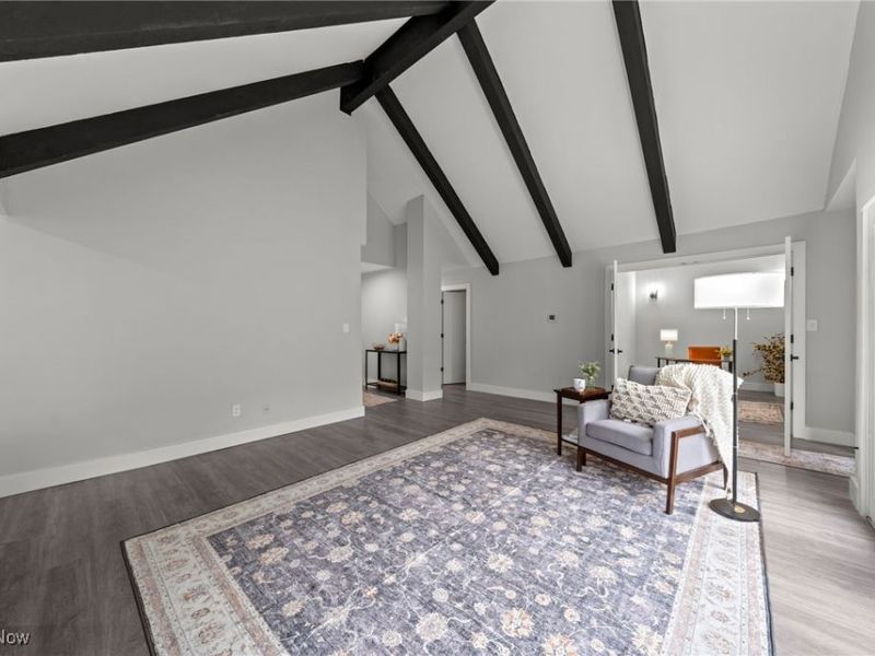 375 Big Bend Circle, Barberton, OH 44203 Photo 12