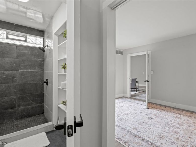 375 Big Bend Circle, Barberton, OH 44203 Photo 28