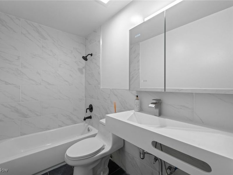 375 Big Bend Circle, Barberton, OH 44203 Photo 40