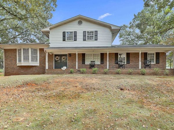 10 Camellia Circle, Newnan, GA 30263