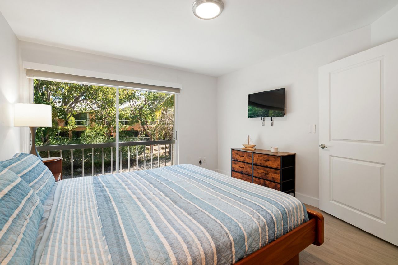 9871 Leeward Avenue, Key Largo, FL 33037 Photo