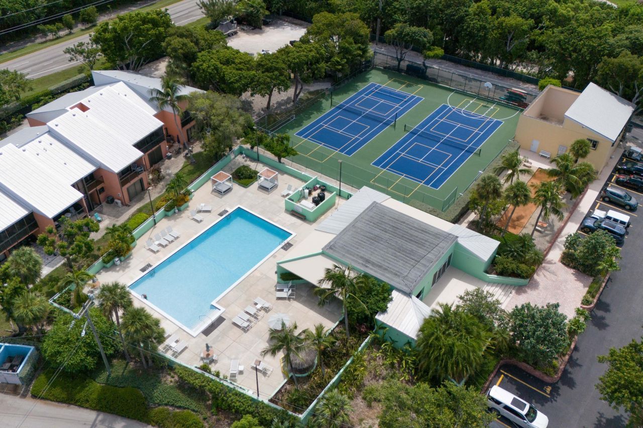 9871 Leeward Avenue, Key Largo, FL 33037 Photo