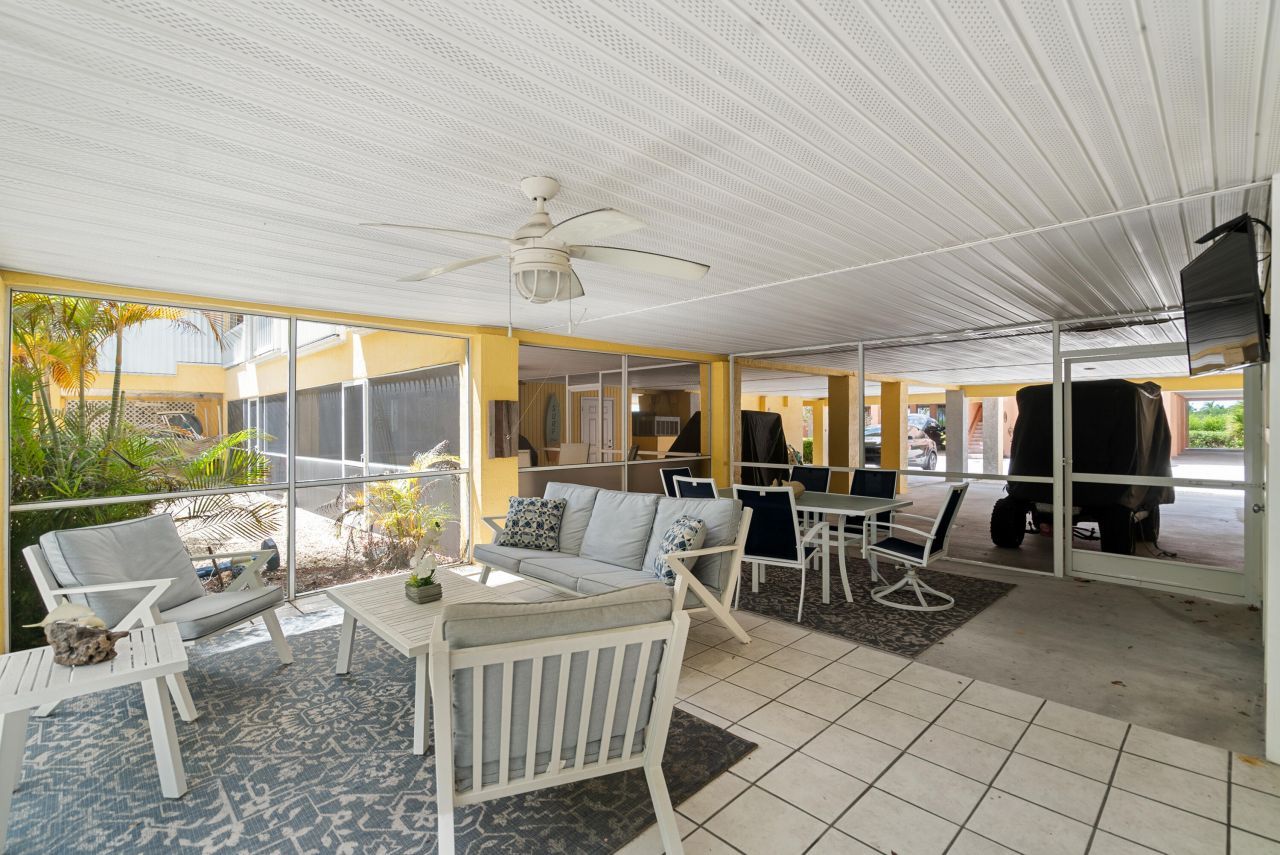 9871 Leeward Avenue, Key Largo, FL 33037 Photo