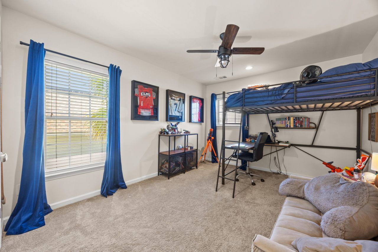 4008 Sanderson Lane Photo 18