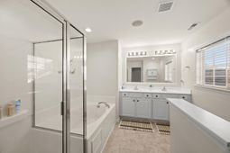 4008 Sanderson Lane photo 4