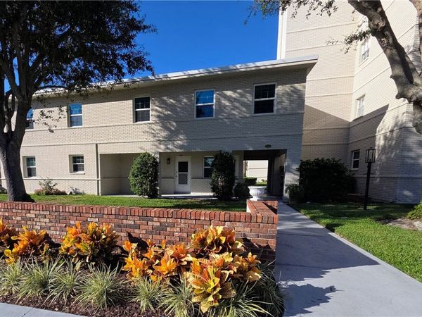 2333 Indian River Boulevard, Unit 601, Vero Beach, FL 32960