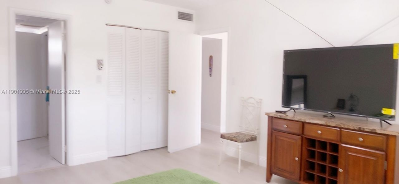 3431 NW 50th Ave, Unit 207, Lauderdale Lakes, FL 33319 Photo