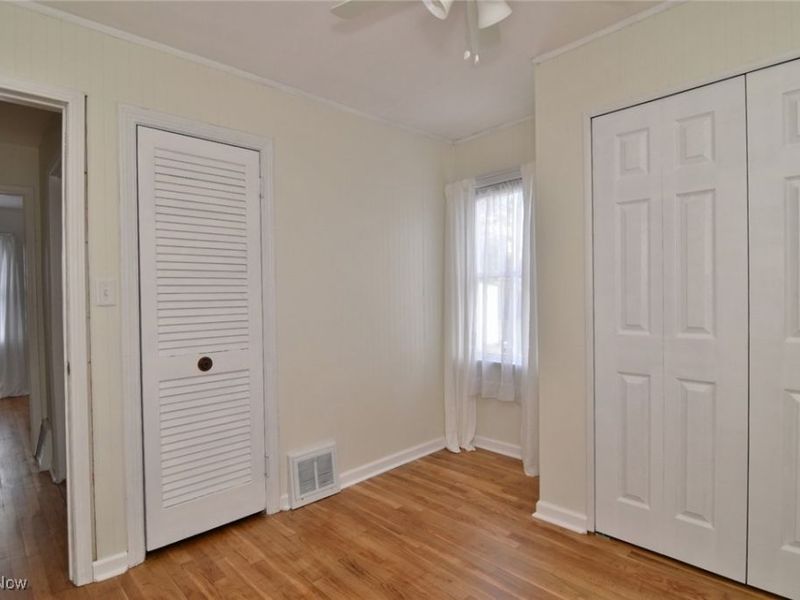 1575 Lander Road, Mayfield Heights, OH 44124 Photo 20