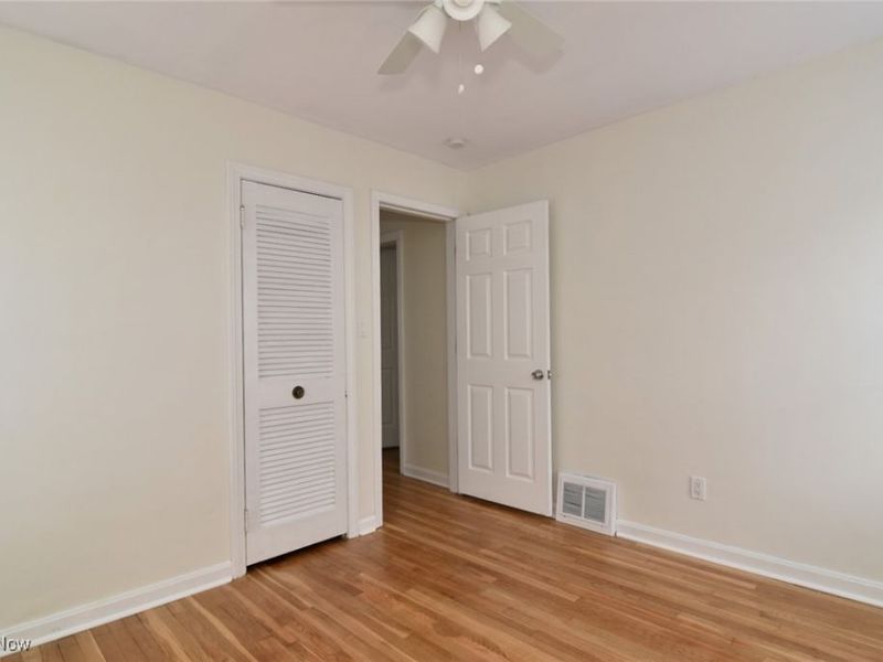 1575 Lander Road, Mayfield Heights, OH 44124 Photo 27