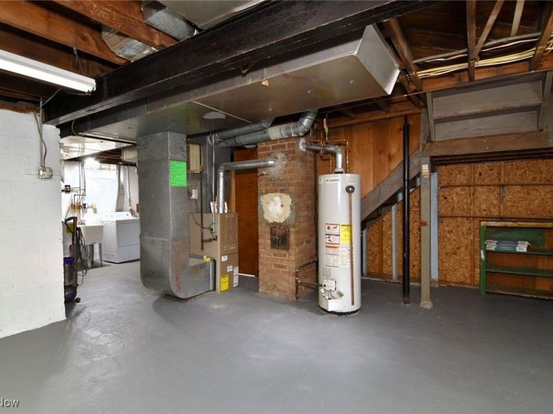 1575 Lander Road, Mayfield Heights, OH 44124 Photo 38