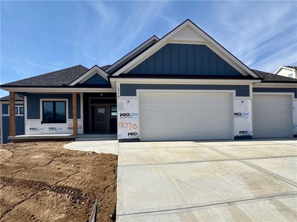 12770 NW Larkspur Lane, Platte City, MO 64079