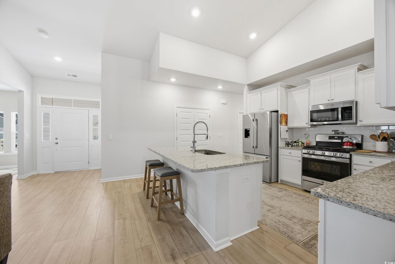 170 New Paradise Way Photo 11