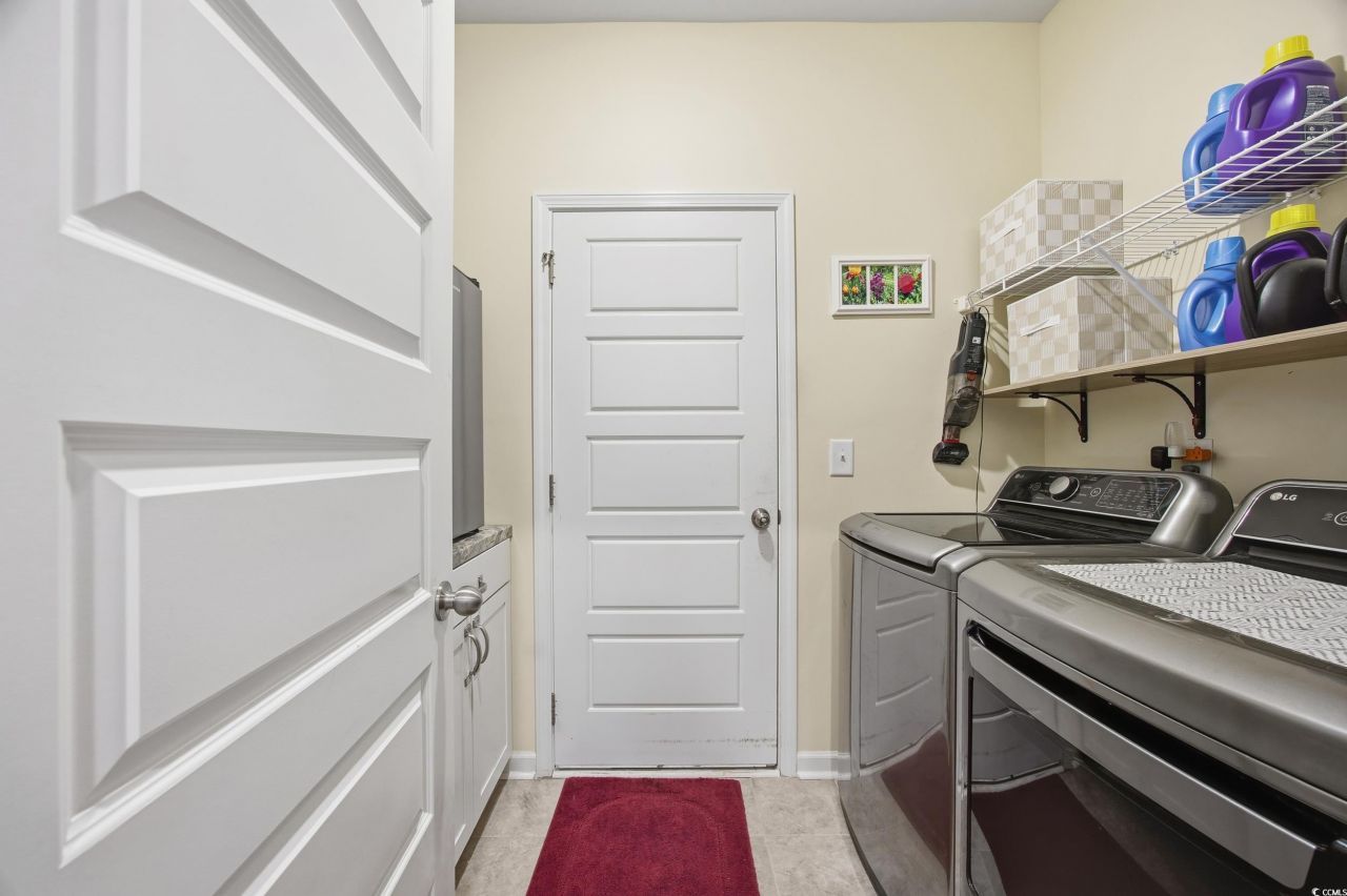 170 New Paradise Way Photo 23