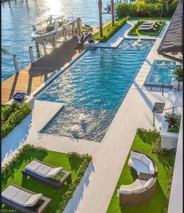 156 SW 52nd Ter, Cape Coral, FL 33914 Photo