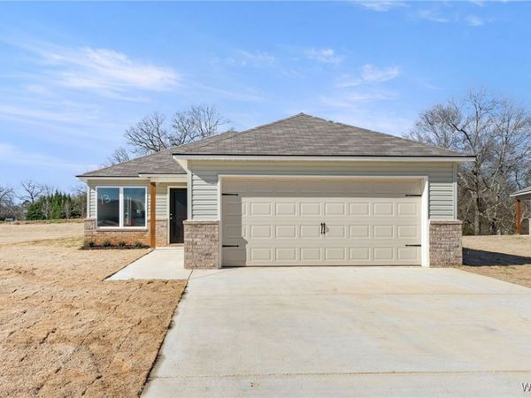 13935 Sir Lancelot Drive, Tuscaloosa, AL 35405