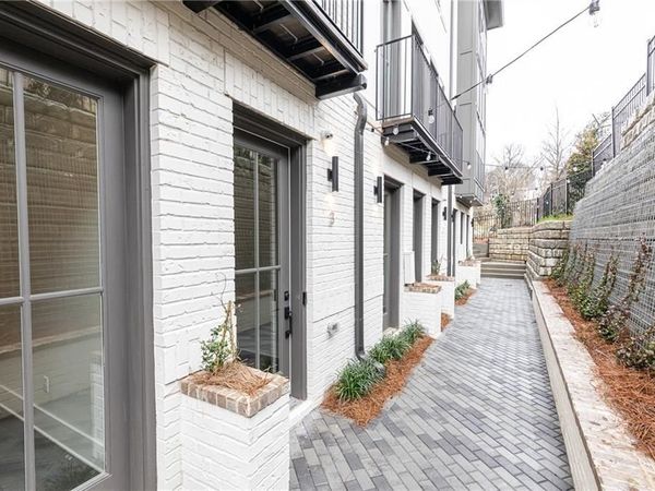 574 Boulevard Place NE, Unit 3, Atlanta, GA 30308