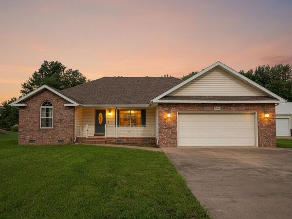 1405 Hagny Street, Lamar, MO 64759