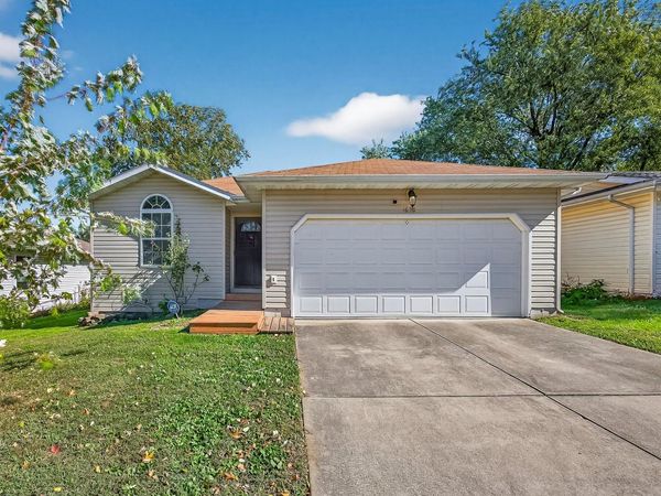 1638 N Engel Avenue, Springfield, MO 65803