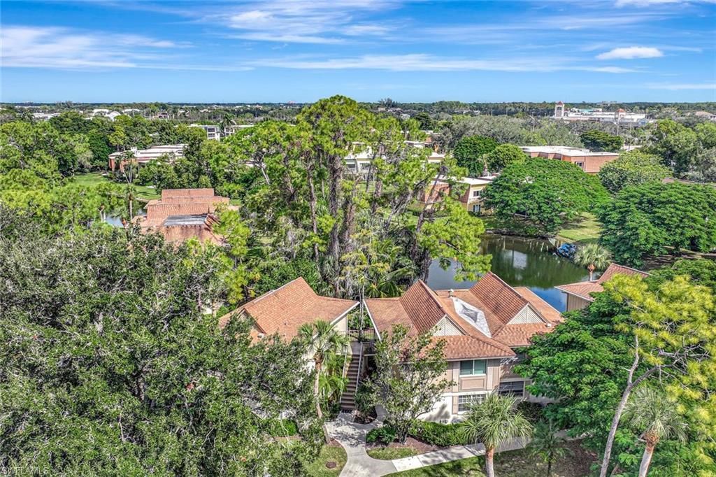 15 Bob O Link Ct, Unit 15B, Naples, FL 34105 Photo