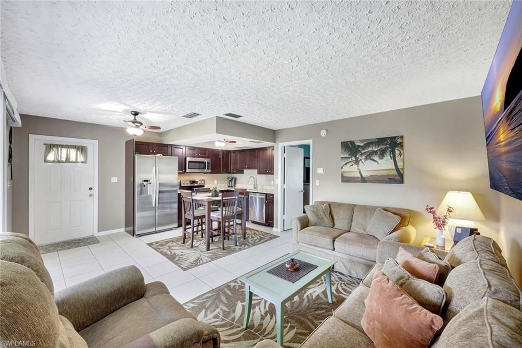 15 Bob O Link Ct, Unit 15B, Naples, FL 34105 Photo
