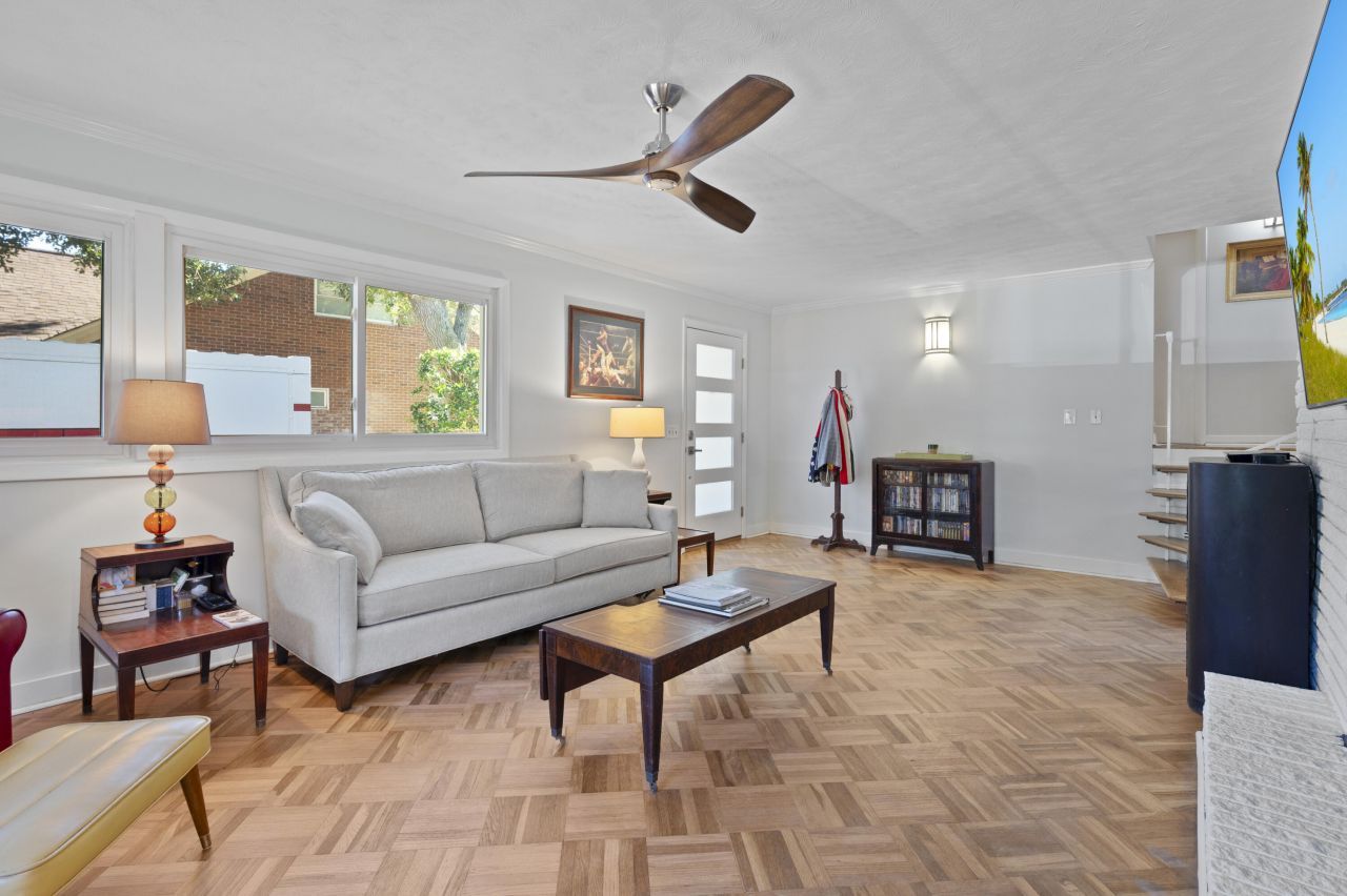 725 Shelley Road Photo 14