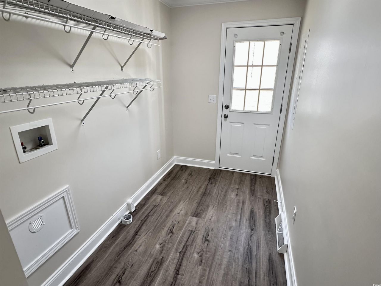 2432 Farmwood Circle Photo 15