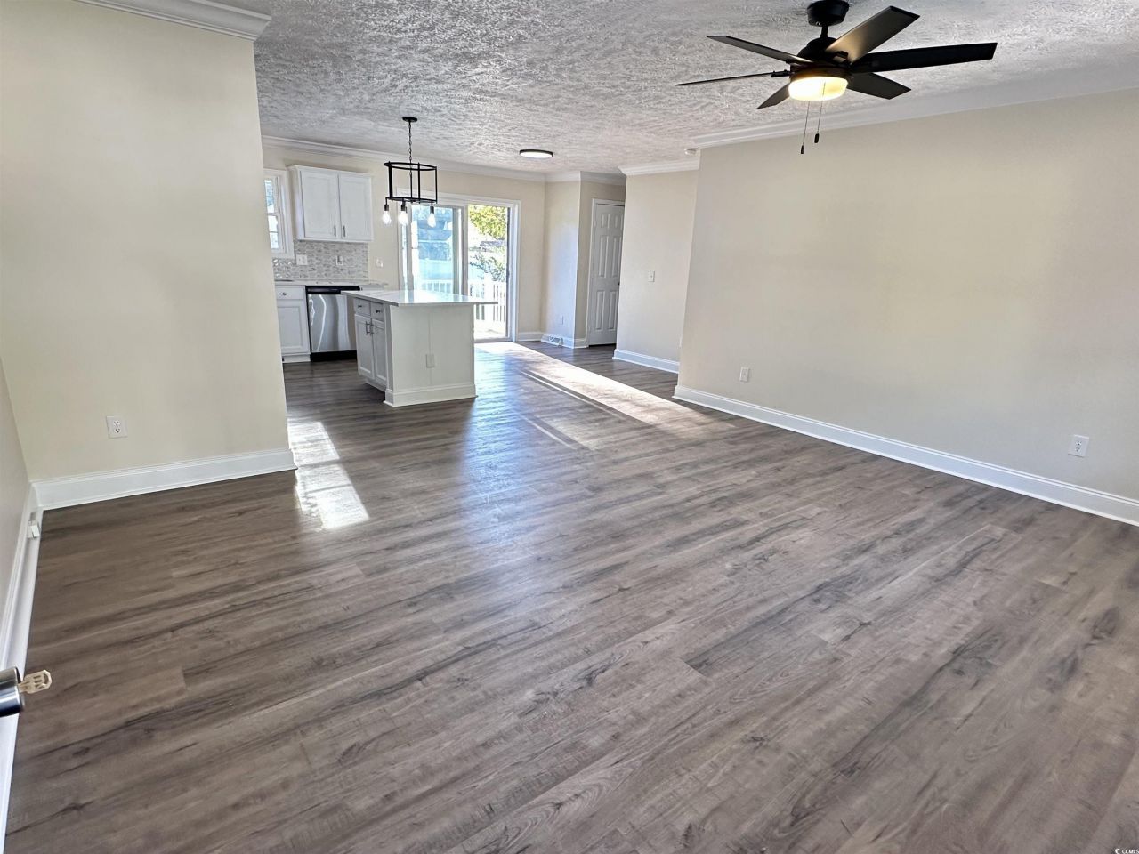 2432 Farmwood Circle Photo 2