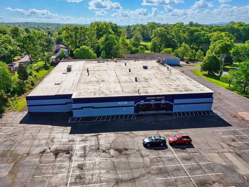 50 Eswin Street, Greenhills, OH 45218 Photo 1