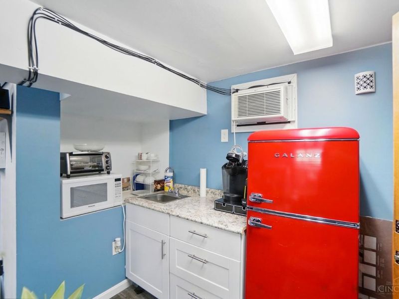 50 Eswin Street, Greenhills, OH 45218 Photo 31