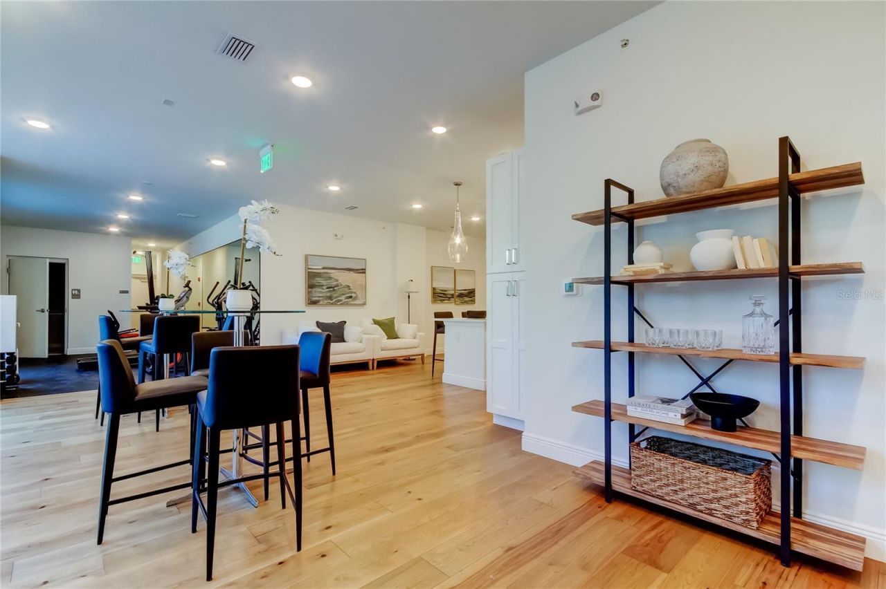 600 3rd Avenue S, Unit 302, Saint Petersburg, FL 33701 Photo