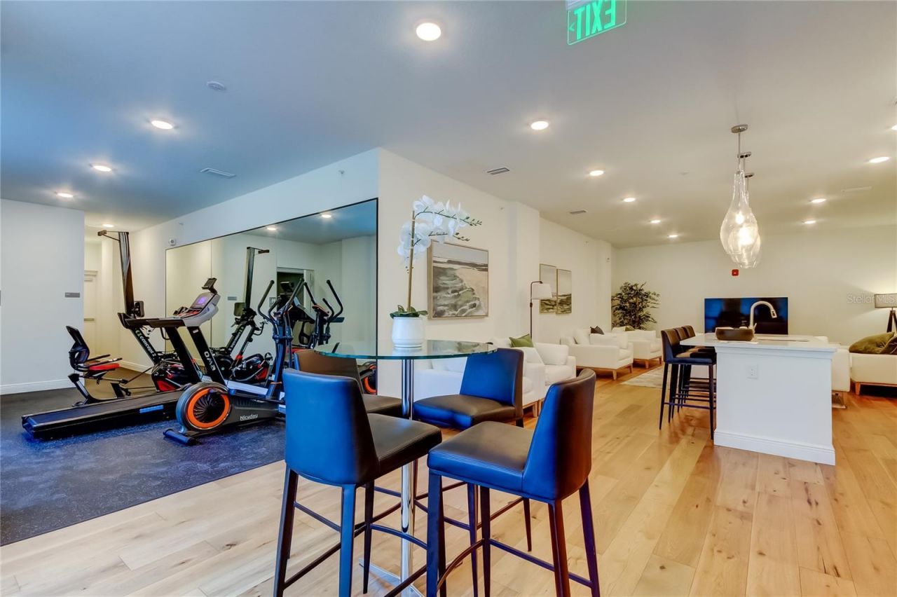 600 3rd Avenue S, Unit 302, Saint Petersburg, FL 33701 Photo