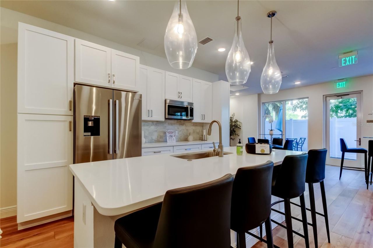 600 3rd Avenue S, Unit 302, Saint Petersburg, FL 33701 Photo