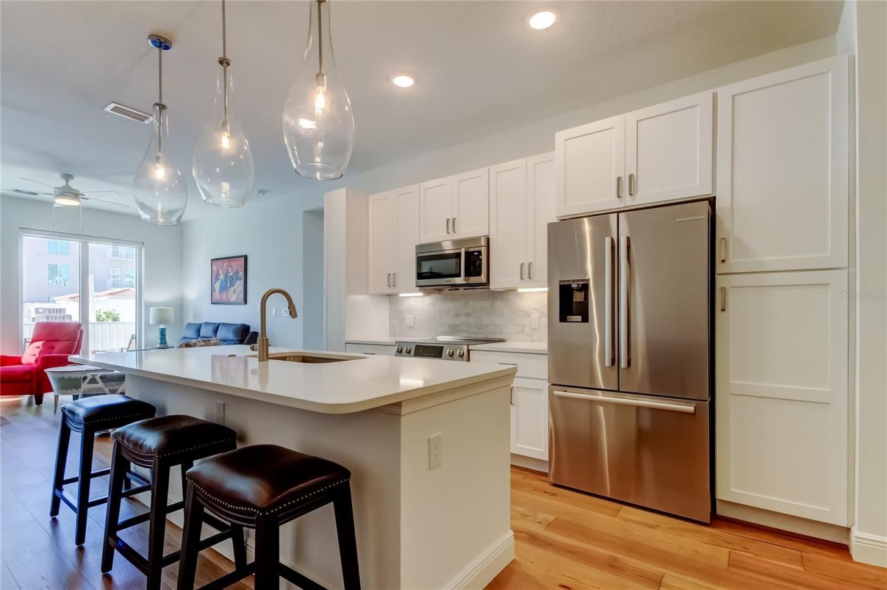 600 3rd Avenue S, Unit 302, Saint Petersburg, FL 33701 Photo