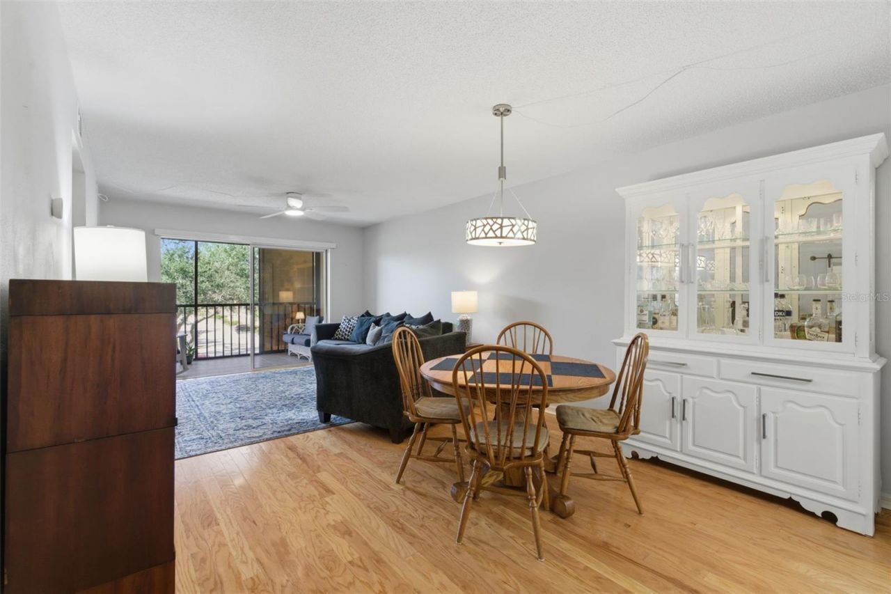 5775 Park Street N, Unit 311, Saint Petersburg, FL 33709 Photo