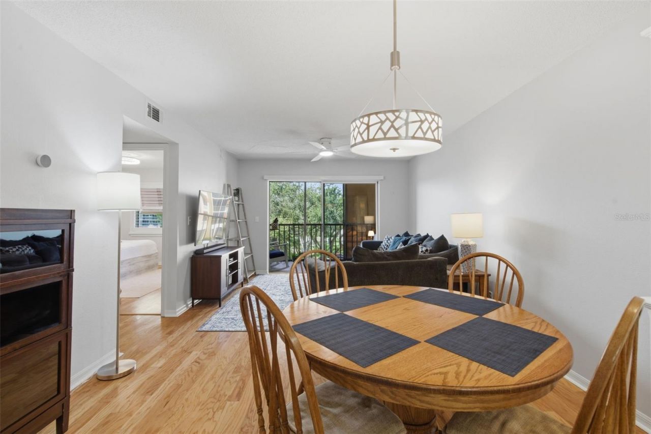 5775 Park Street N, Unit 311, Saint Petersburg, FL 33709 Photo