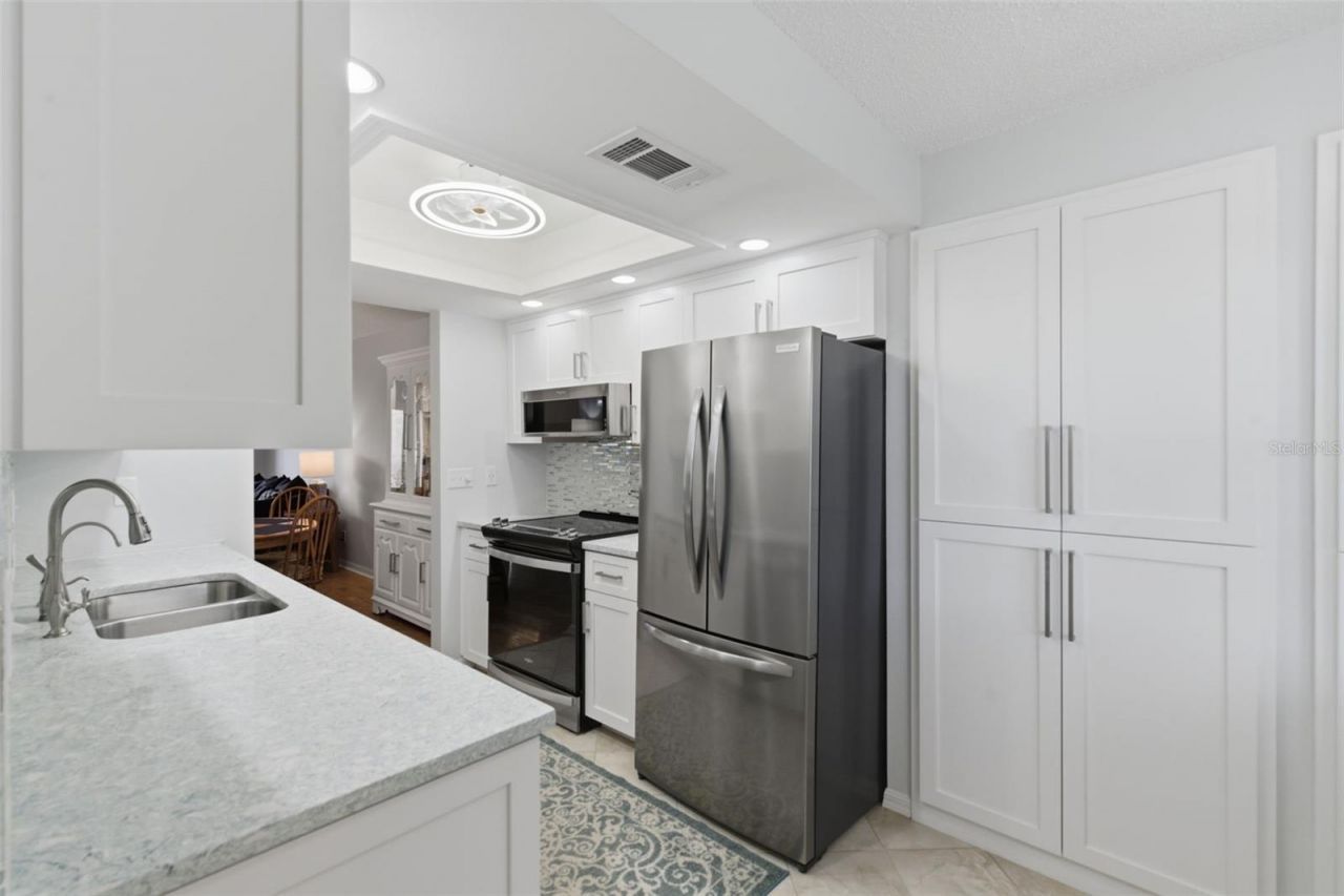 5775 Park Street N, Unit 311, Saint Petersburg, FL 33709 Photo