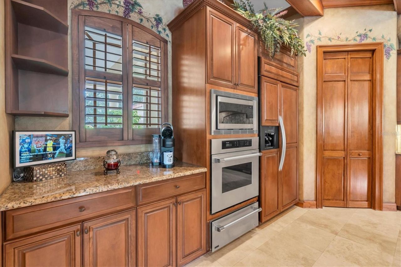 2861 Roehampton Close, Tarpon Springs, FL 34688 Photo