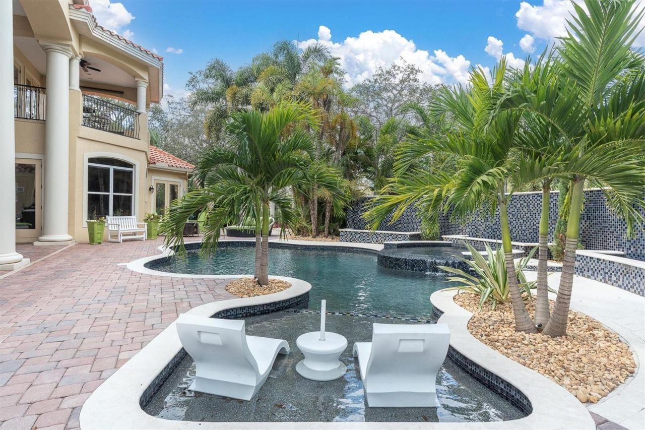 2861 Roehampton Close, Tarpon Springs, FL 34688 Photo