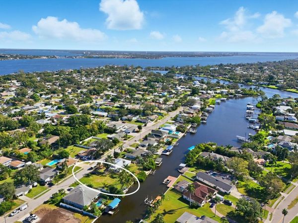 6915 9TH AVENUE NW, BRADENTON, FL 34209