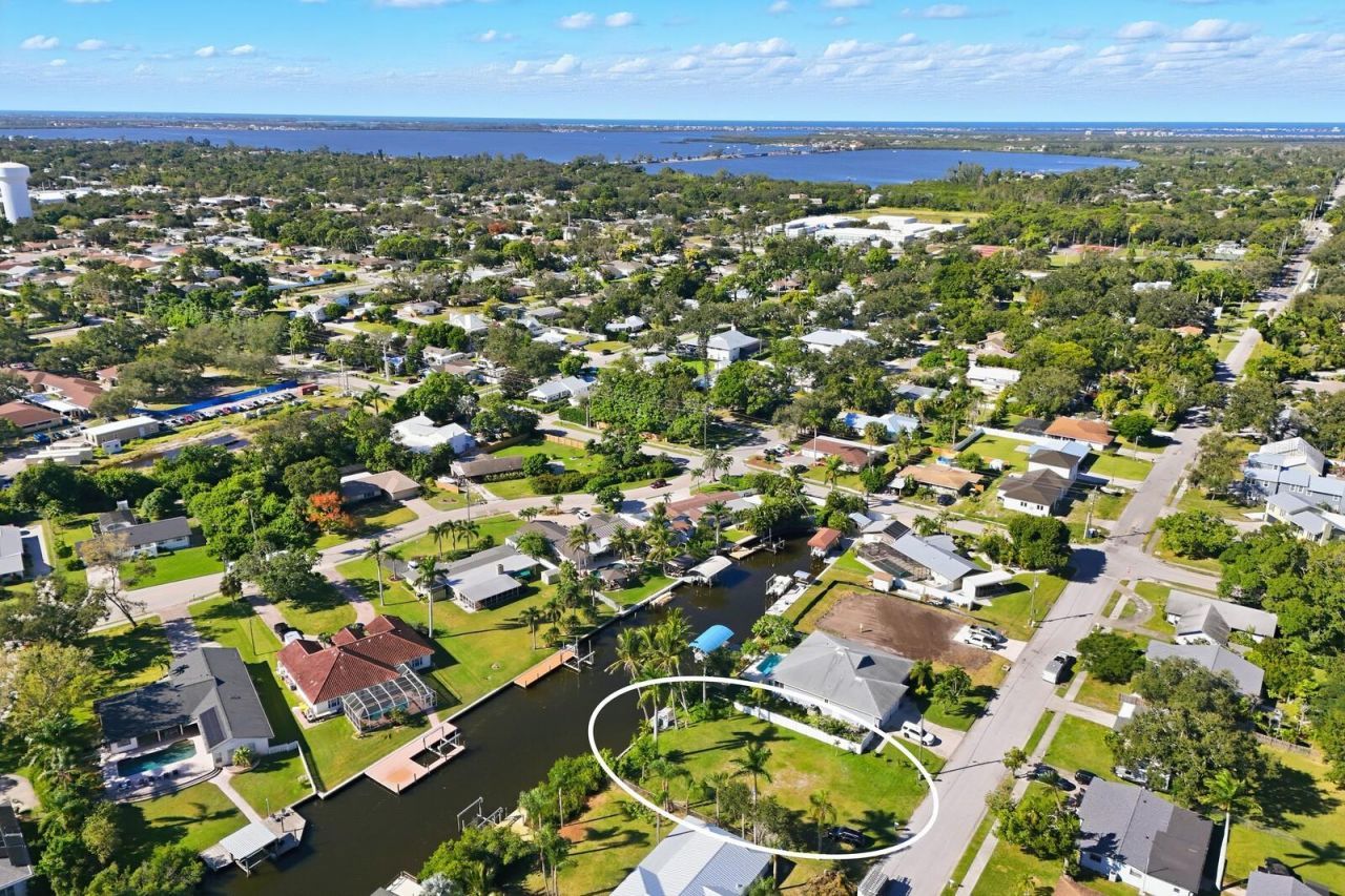 6915 9th Avenue Nw, Bradenton, FL 34209 Photo