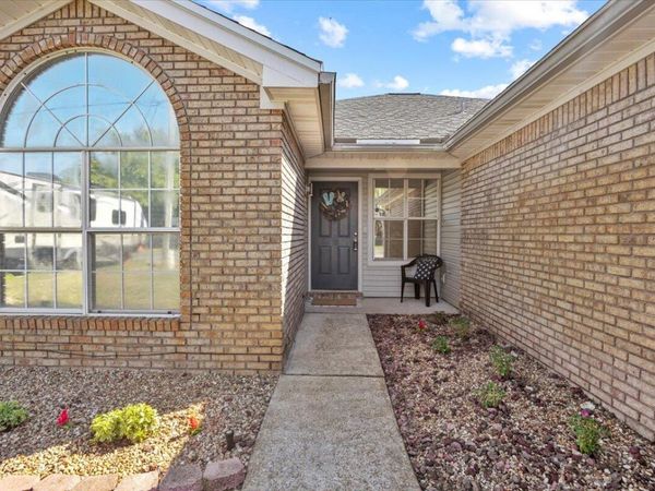 479 Cascabellas Street, Mary Esther, FL 32569